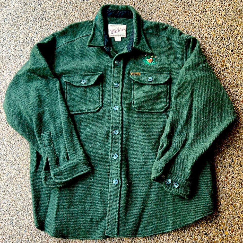 Vintage Woolrich Men’s Wool shirt